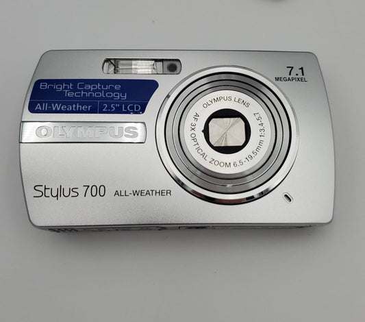 OLYMPUS STYLUS 700