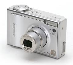 FUJI FINEPIX F10